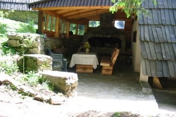 Bosnia y Herzegovina Privát Travnik, Exterior